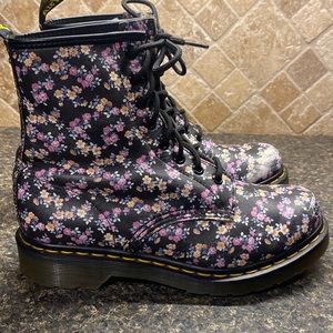 Dr. Martens Floral Combat boots